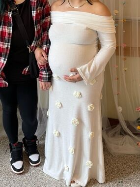 Floral maternity dress